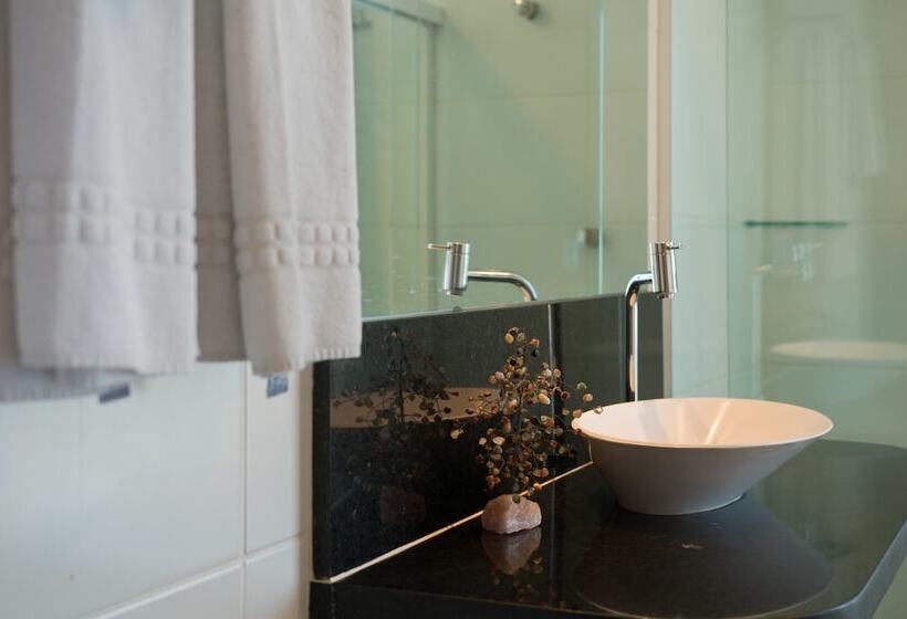 בית מלון כפרי Bessa Beach