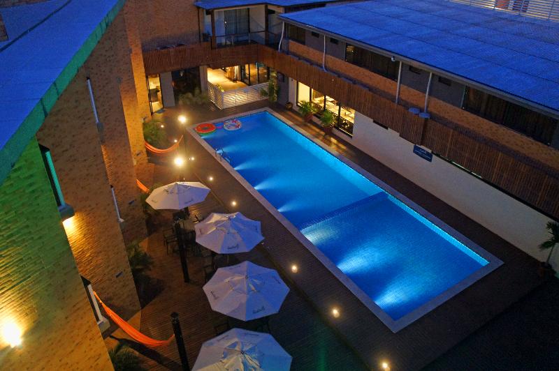 בית מלון כפרי Bessa Beach