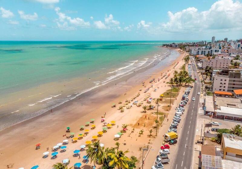 בית מלון כפרי Bessa Beach