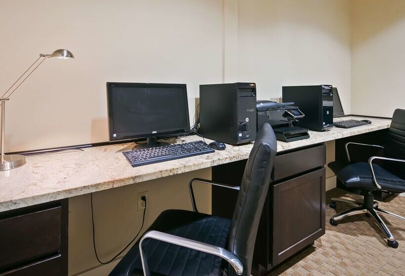 فندق Best Western Plus Arlington/marysville