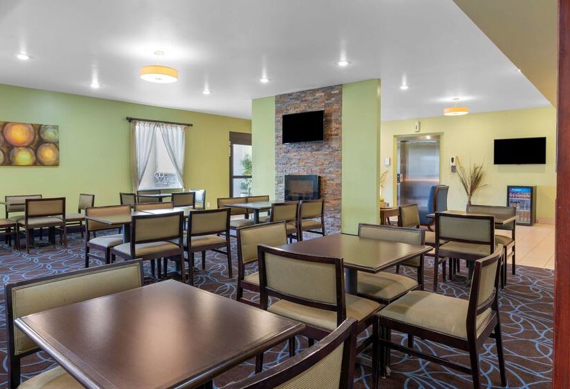 فندق Best Western Plus Covered Bridge Inn