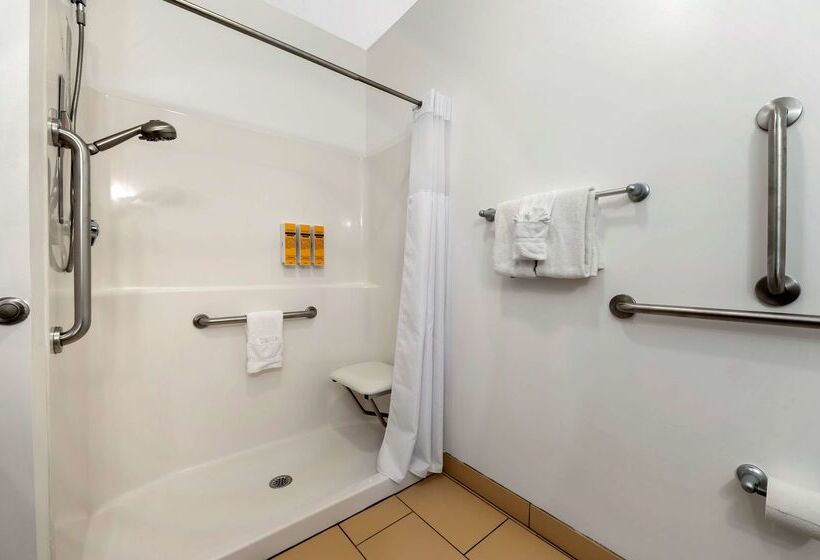 فندق Best Western Plus Covered Bridge Inn