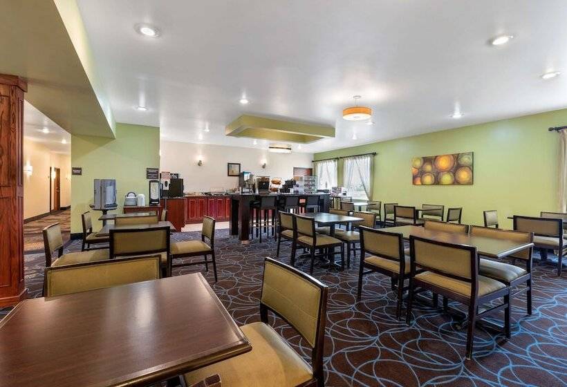 فندق Best Western Plus Covered Bridge Inn