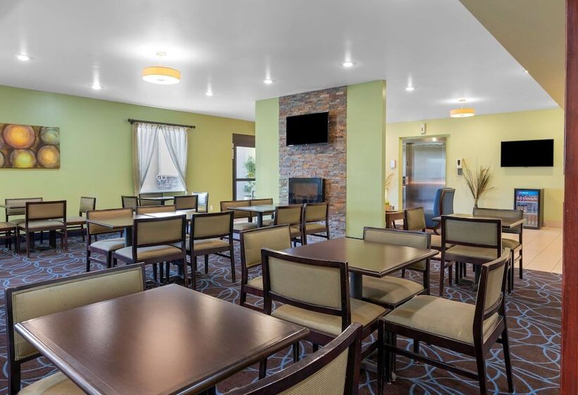 فندق Best Western Plus Covered Bridge Inn