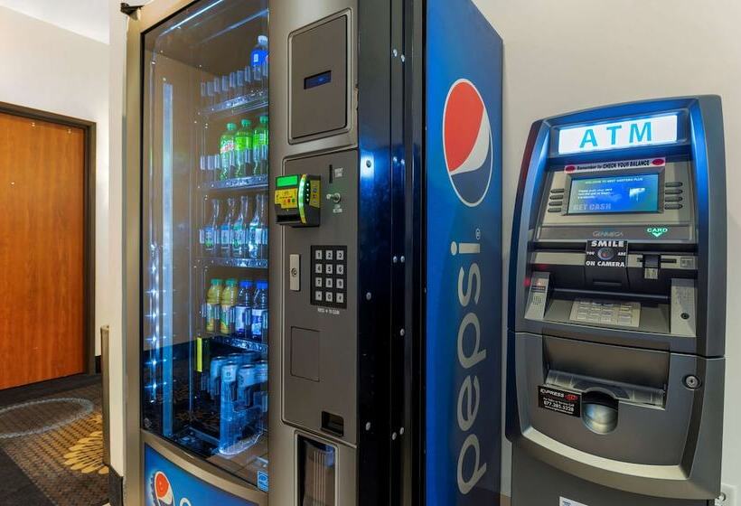 فندق Best Western Plus Covered Bridge Inn