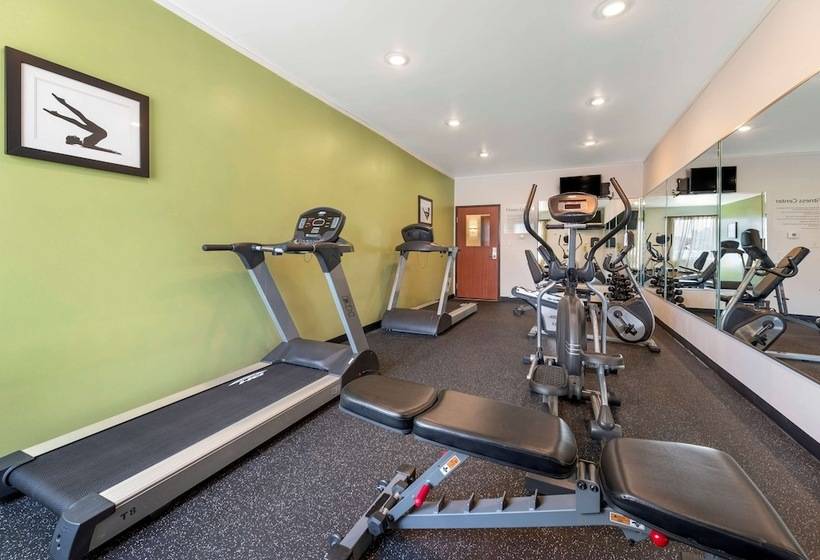 فندق Best Western Plus Covered Bridge Inn