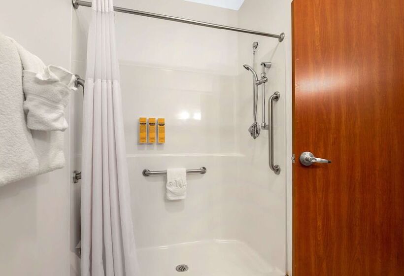 فندق Best Western Plus Covered Bridge Inn