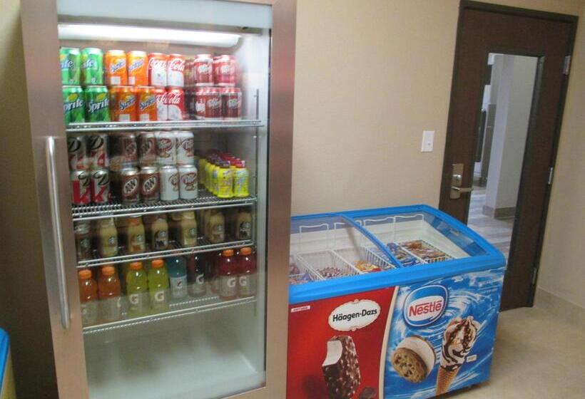 酒店 Best Western Plus Fort Worth Forest Hill Inn & Suites