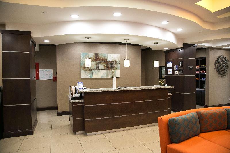 فندق Best Western Plus Longhorn Inn & Suites
