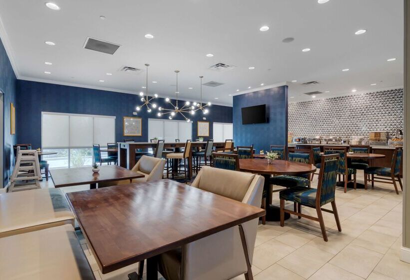 فندق Best Western Plus St. Louis Airport