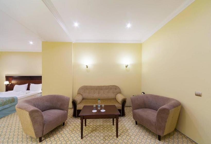 酒店 Bilyar Palace