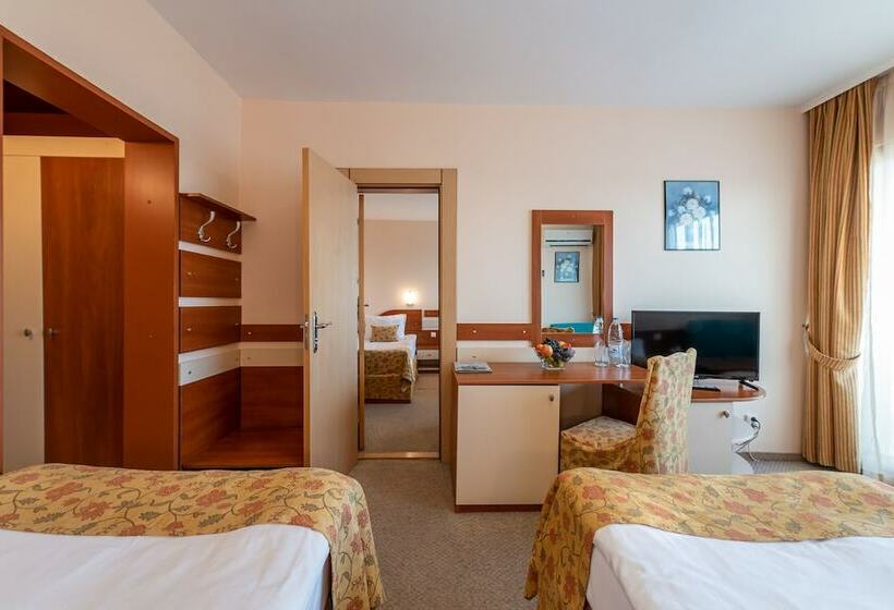 فندق Burgas Beach