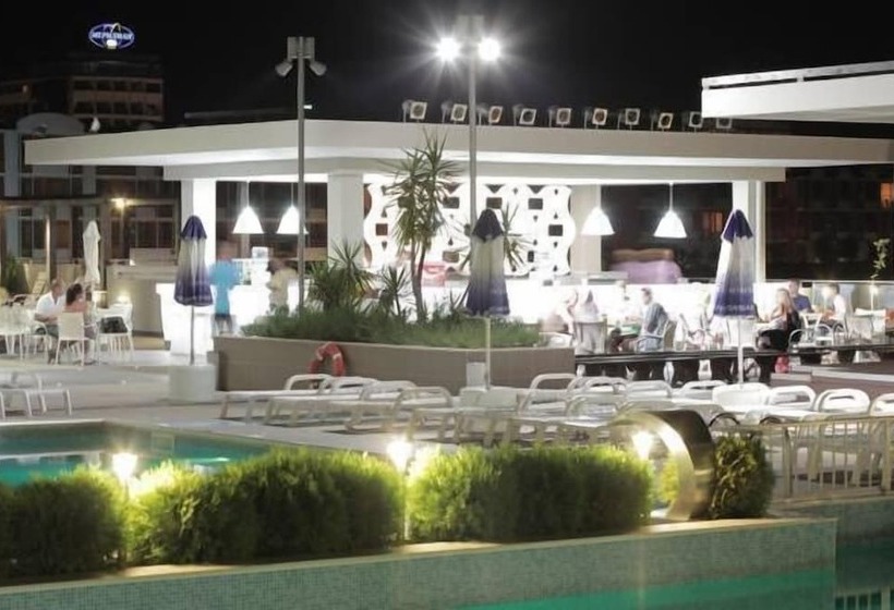 فندق Burgas Beach