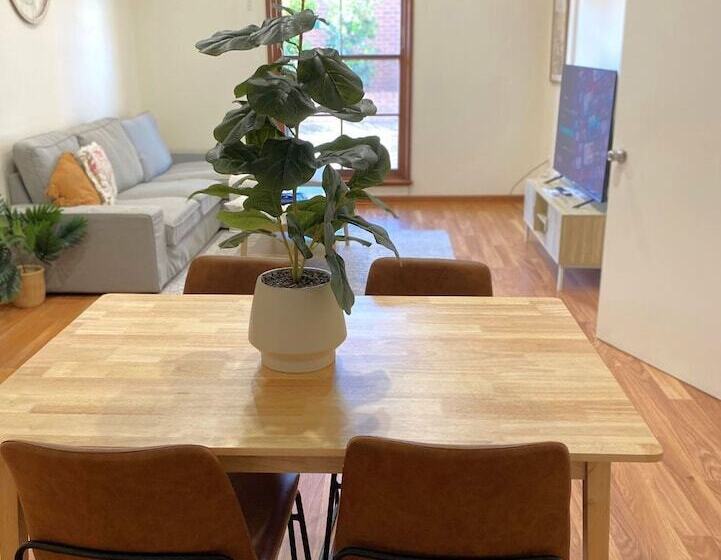 هتل Bushmans Motor Inn