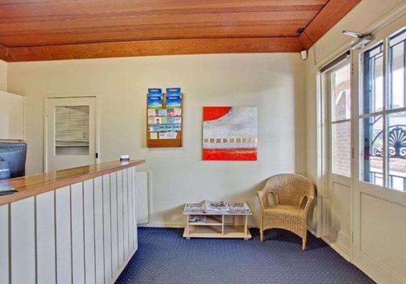 هتل Bushmans Motor Inn