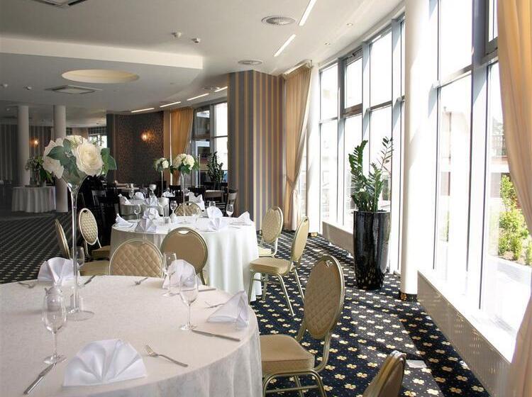 هتل Business Faltom Gdynia