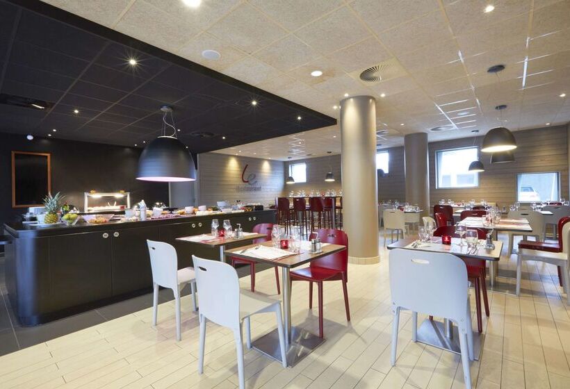 בית מלון כפרי Campanile Lille Euralille