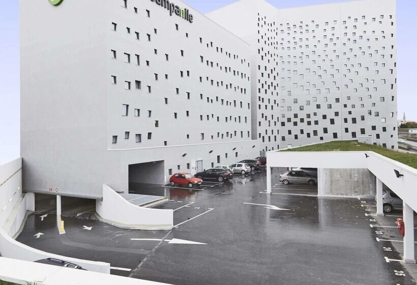 בית מלון כפרי Campanile Lille Euralille