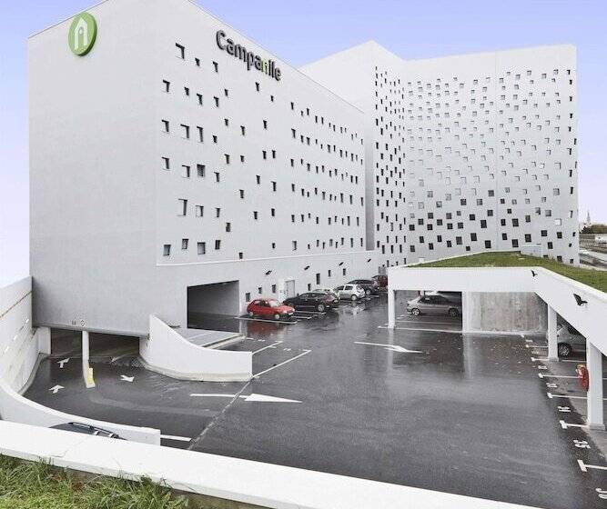 ホテル Campanile Lille Euralille