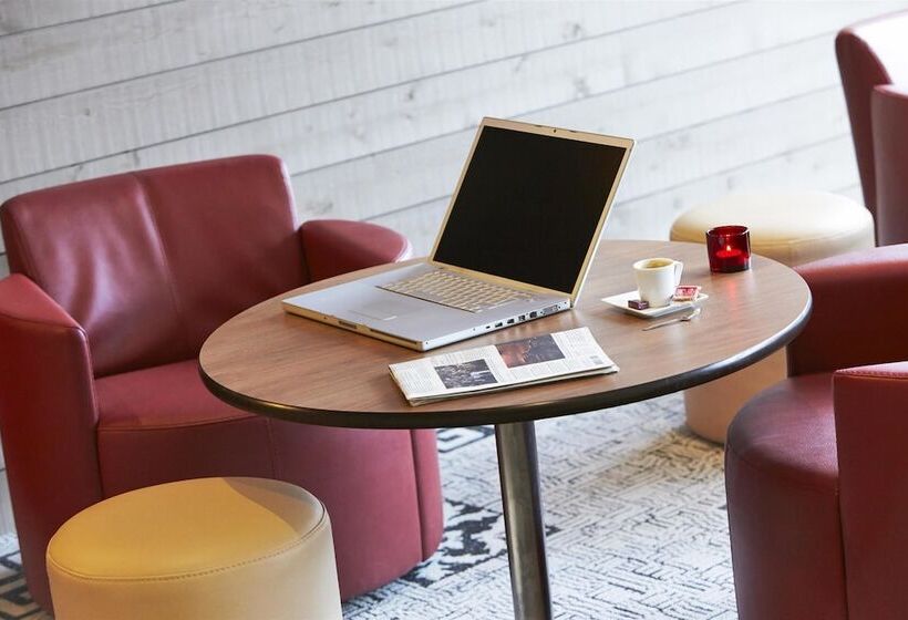 ホテル Campanile Lille Euralille