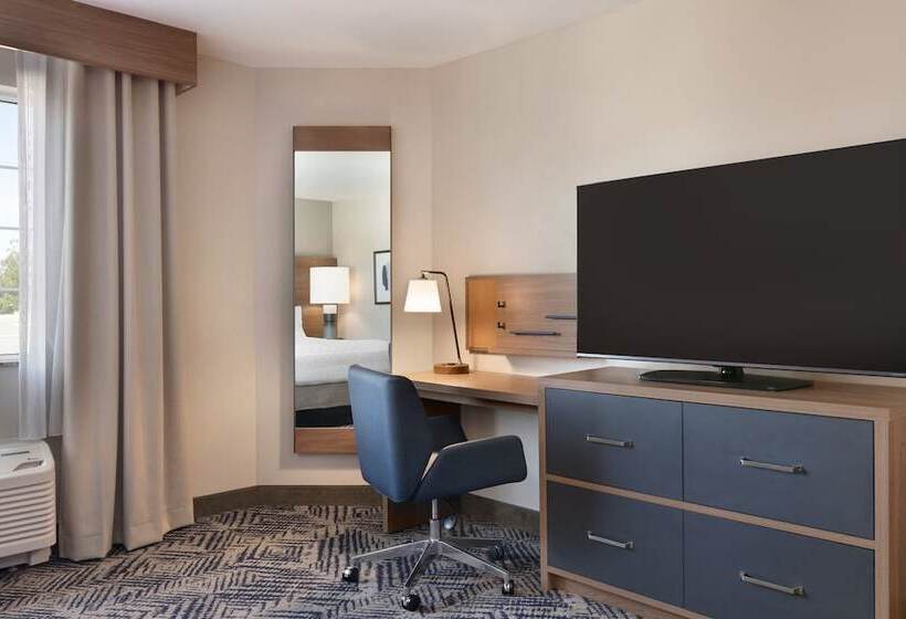 فندق Candlewood Suites Deer Park, An Ihg