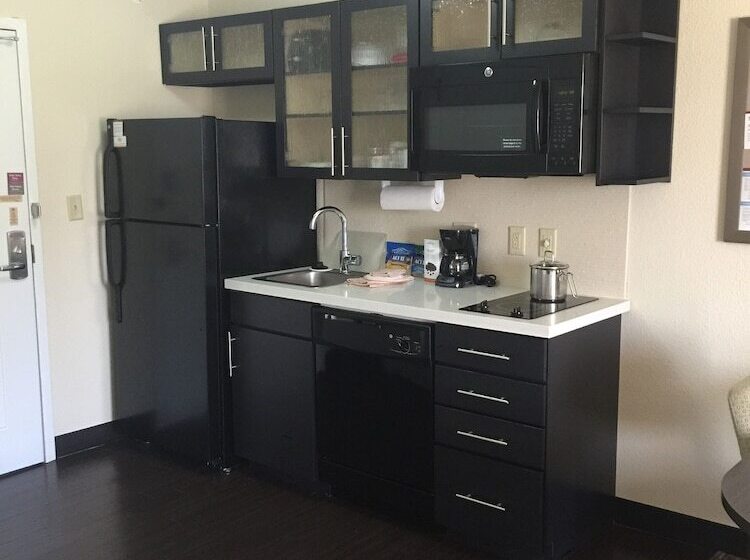 فندق Candlewood Suites Woodward, An Ihg