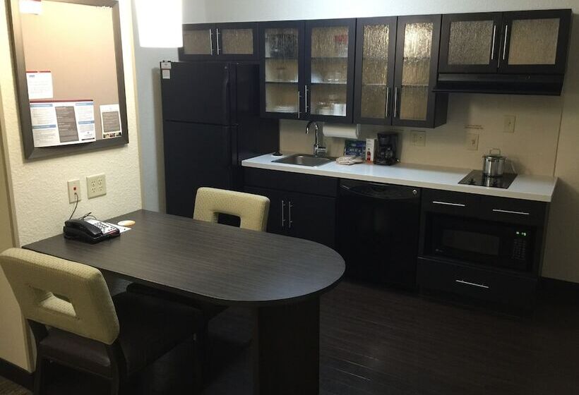 فندق Candlewood Suites Woodward, An Ihg