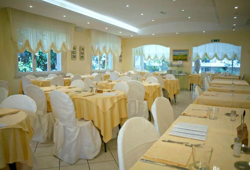 酒店 Cannes in Pieno Centro