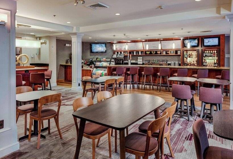 فندق Courtyard By Marriot Cranbury South Brunswick