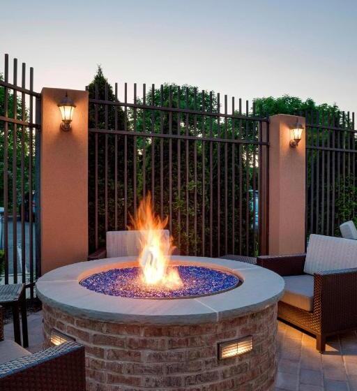 فندق Courtyard By Marriot Cranbury South Brunswick