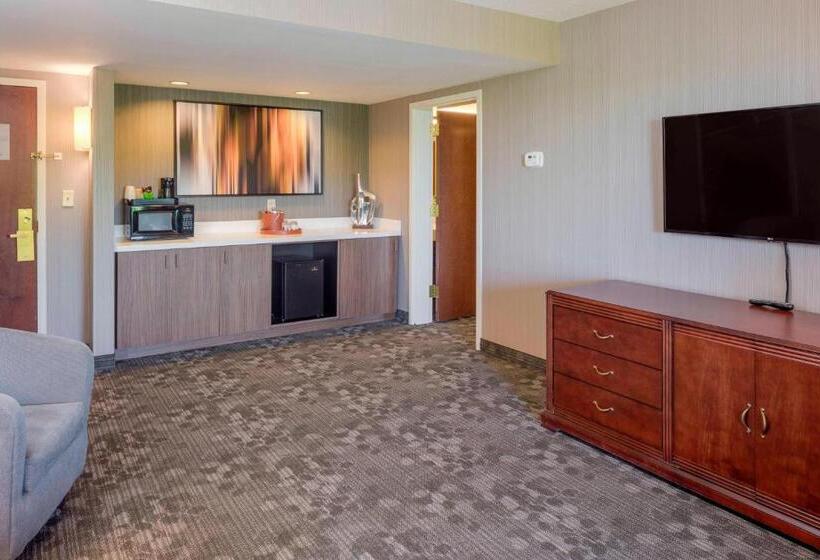 فندق Courtyard By Marriot Cranbury South Brunswick