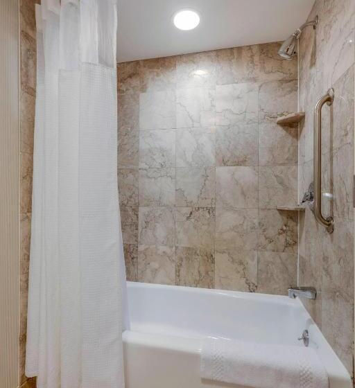 فندق Courtyard By Marriot Cranbury South Brunswick