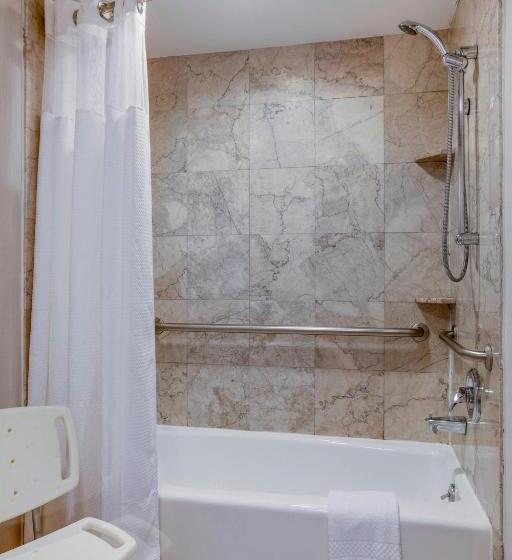 فندق Courtyard By Marriot Cranbury South Brunswick