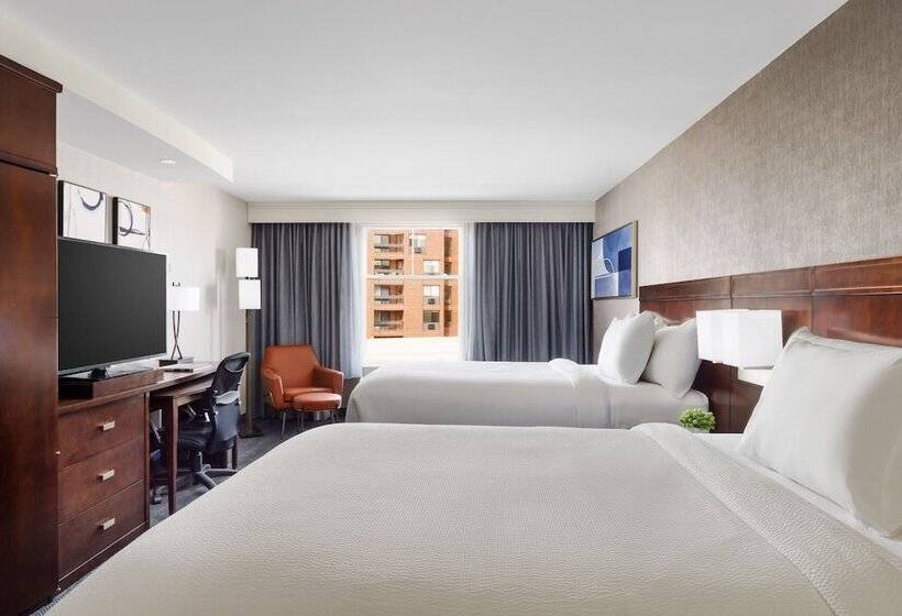 هتل Courtyard Keene Downtown