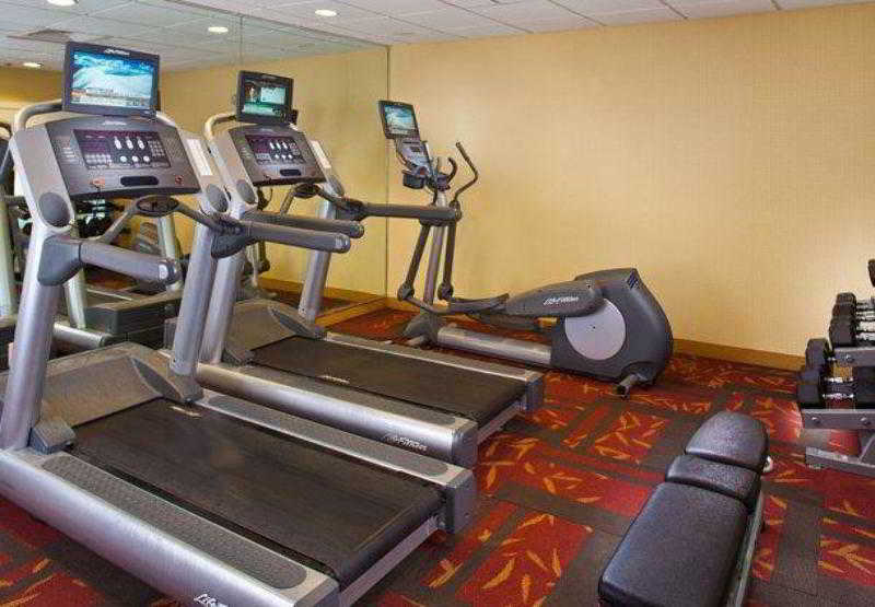 فندق Courtyard By Marriott Covington / Mandeville