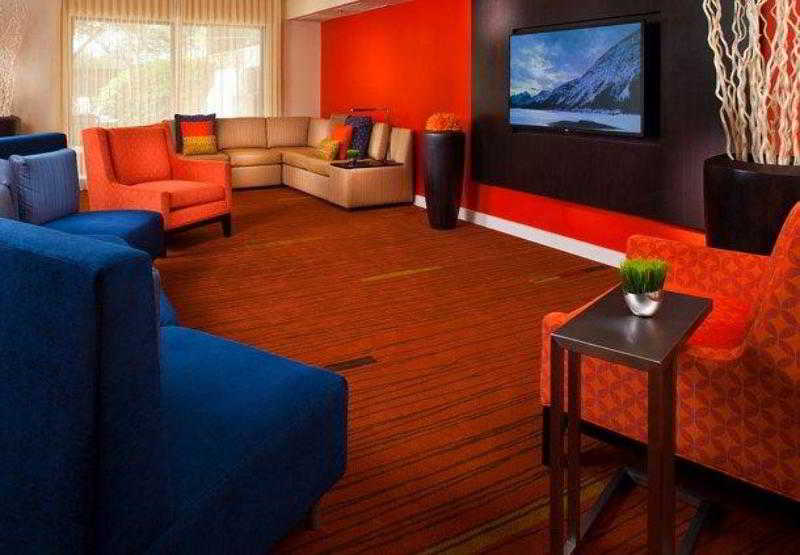 فندق Courtyard By Marriott Covington / Mandeville