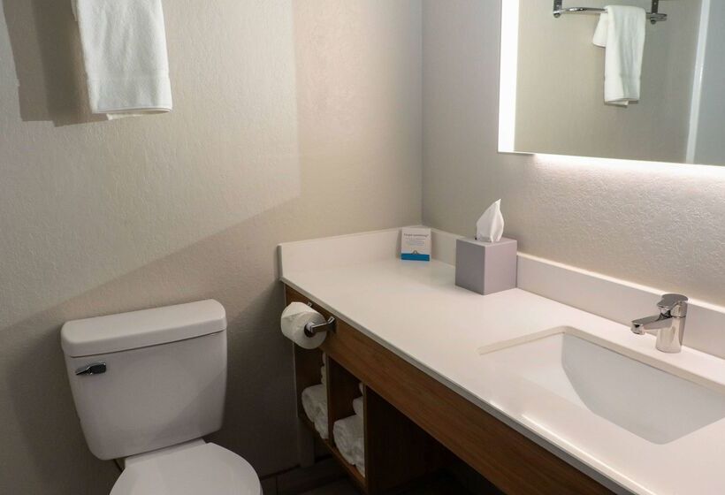 ホテル Days Inn By Wyndham Farmville