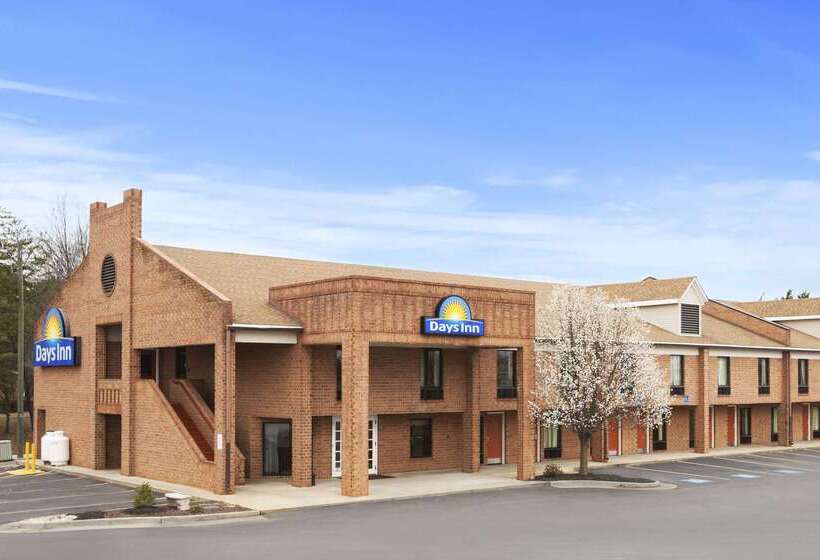 ホテル Days Inn By Wyndham Farmville