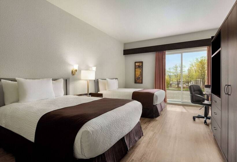 호텔 Days Inn By Wyndham Montmagny