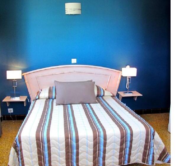 ホテル De La Plage Santa Vittoria