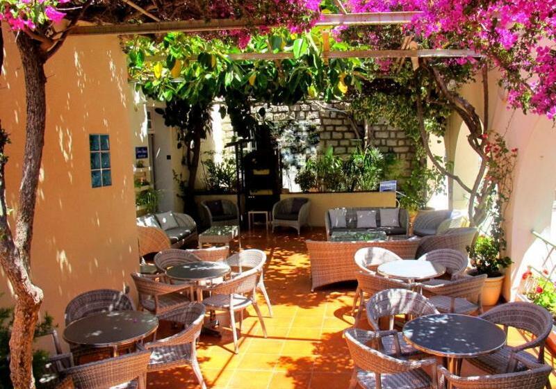 ホテル De La Plage Santa Vittoria