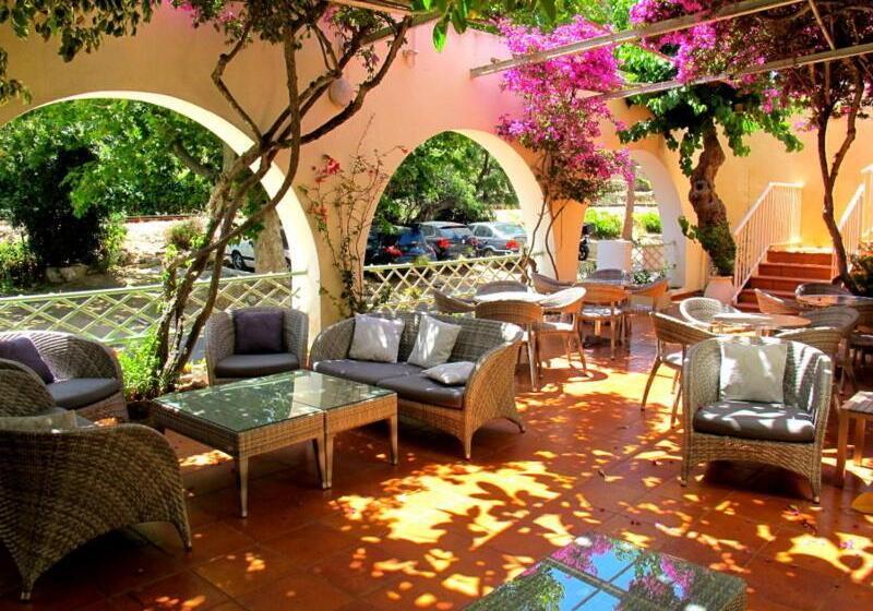 ホテル De La Plage Santa Vittoria