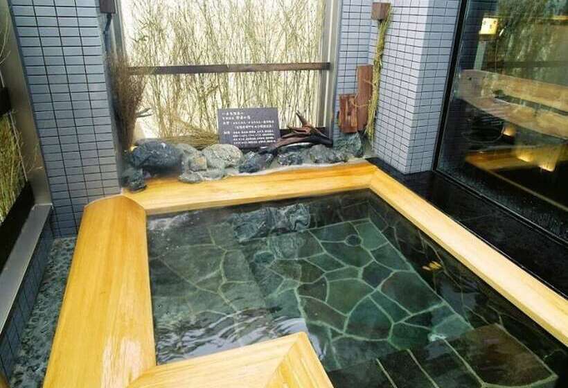 בית מלון כפרי Dormy Inn Premium Kushiro