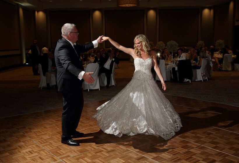 فندق Doubletree By Hilton Lawrenceburg