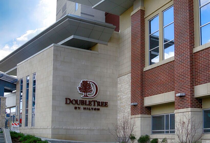 فندق Doubletree By Hilton Lawrenceburg