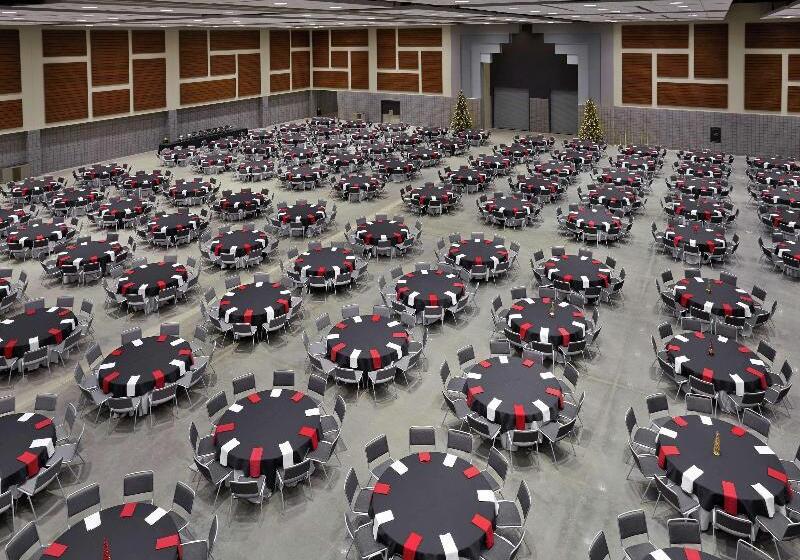 فندق Doubletree By Hilton Lawrenceburg