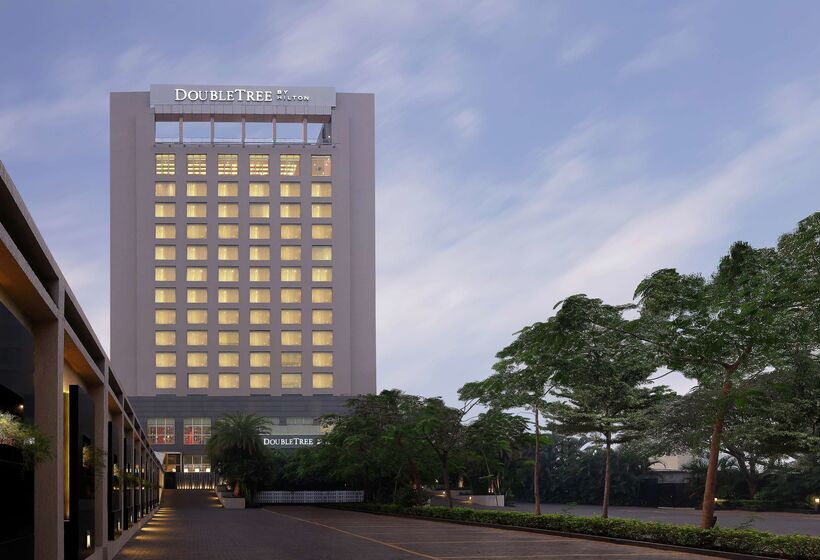 호텔 Doubletree By Hilton Punechinchwad