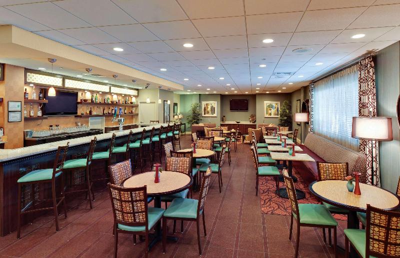 בית מלון כפרי Doubletree By Hilton Tinton Falls Eatontown
