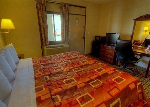 فندق Econo Lodge