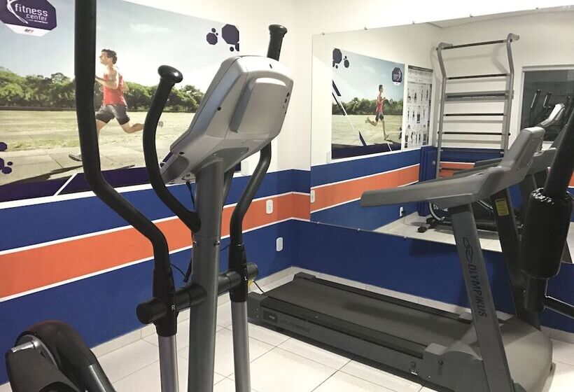 ホテル Larison Hotéis Economy